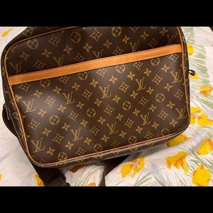 ❤️Flash Sale❤️Authentic Vintage Louis Vuitton Crossbody Bag